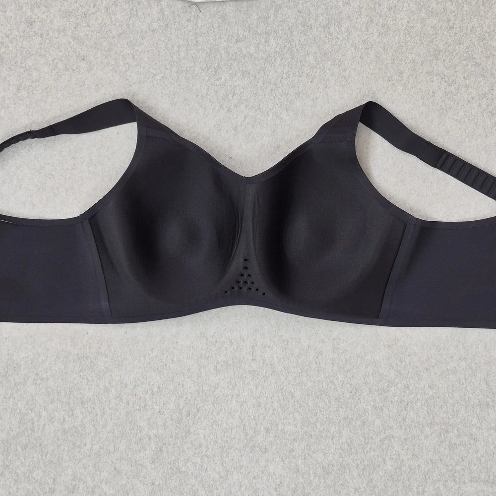 Knix Women Bra 7 Black Seamless Wireless Strap Adjustable T Shirt